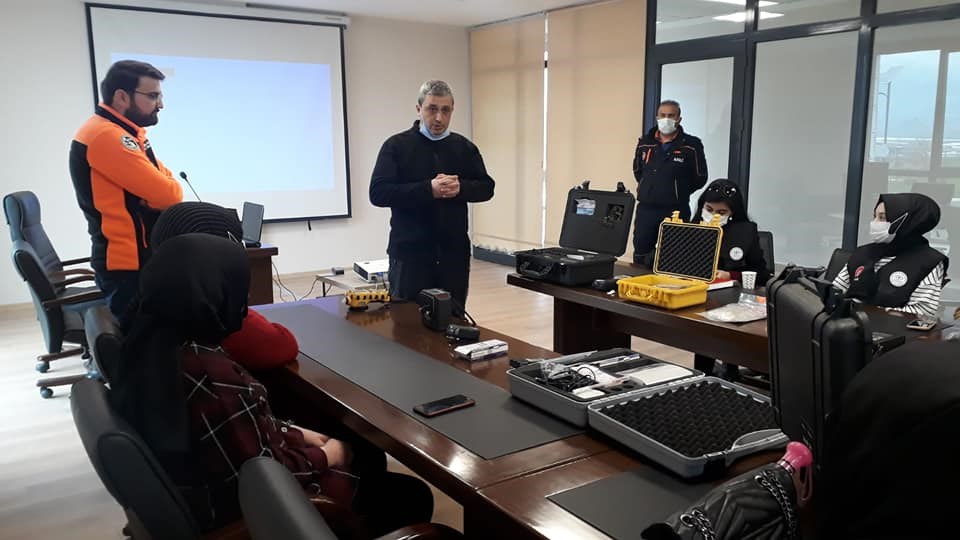 geak arama ve kurtarma ekibine egitim